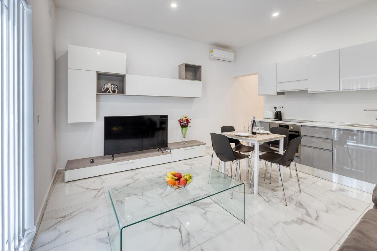 Modern 1Br Apartment, Central Location Sliema Extérieur photo